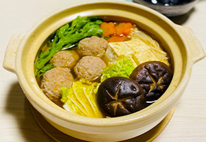 しょうがフレーク入り肉団子